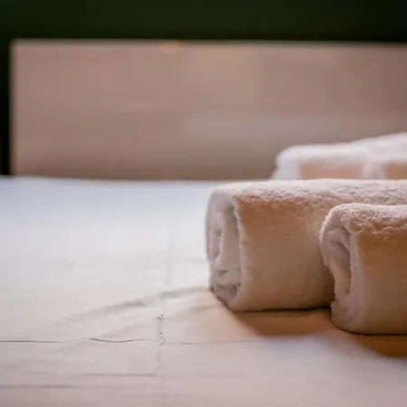 La Balneo - Centre Detente 6 Min Cathedrale アパート *